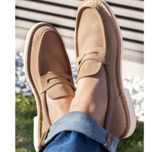 Carica l'immagine nel visualizzatore di Gallery, Mocassino Uomo in Pelle Fatto a Mano