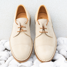 Carica l'immagine nel visualizzatore di Gallery, Stringata Uomo