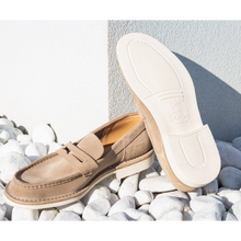 Carica l'immagine nel visualizzatore di Gallery, Mocassino Uomo in Pelle Fatto a Mano