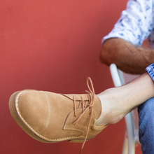 Carica l'immagine nel visualizzatore di Gallery, Stringata Uomo