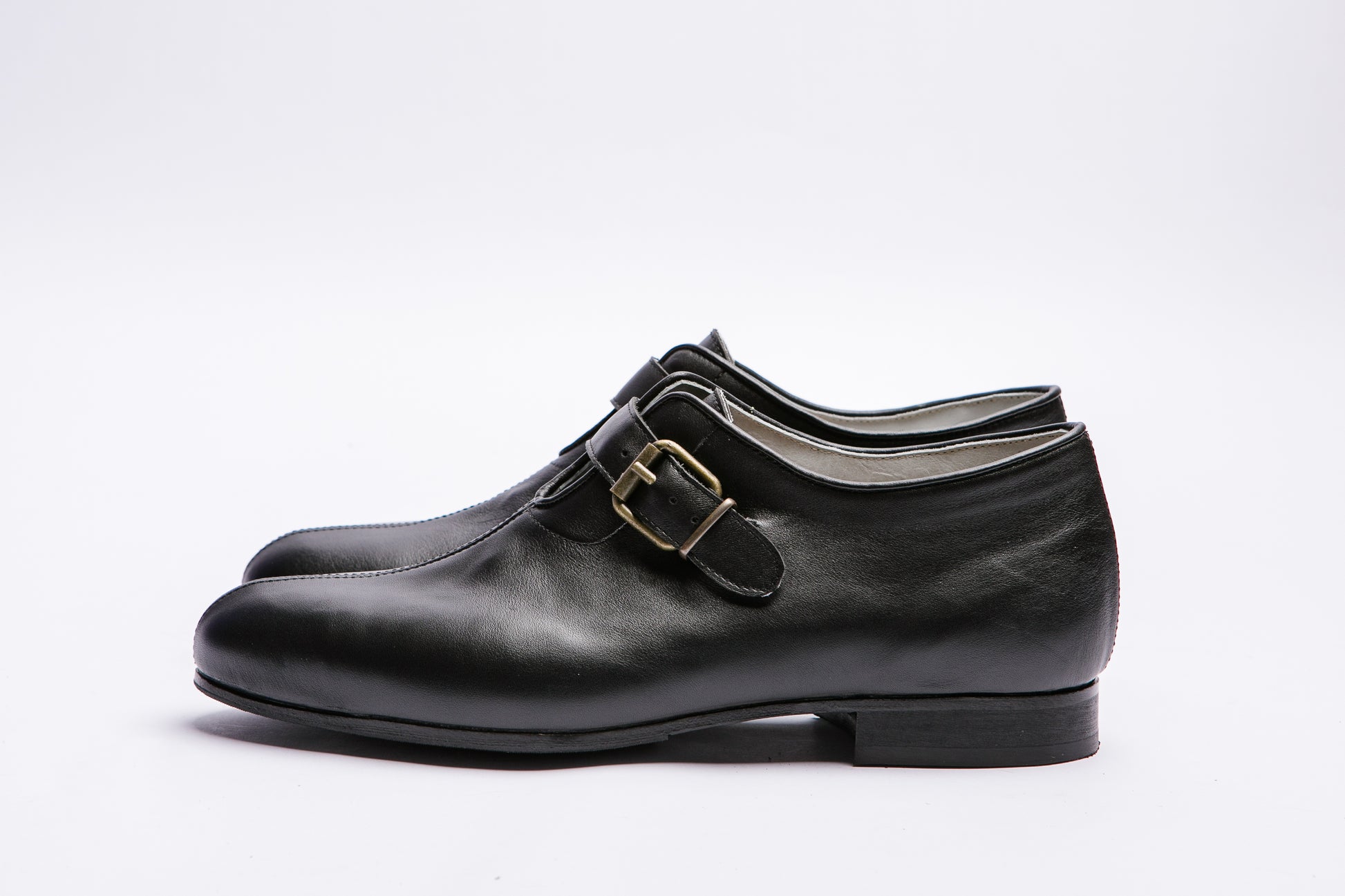 Scarpa bassa con fibbia - Calzature Alverso