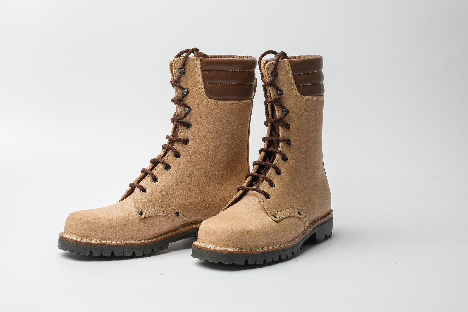 Scarpone in vacchetta con salsicciotto - Calzature Alverso