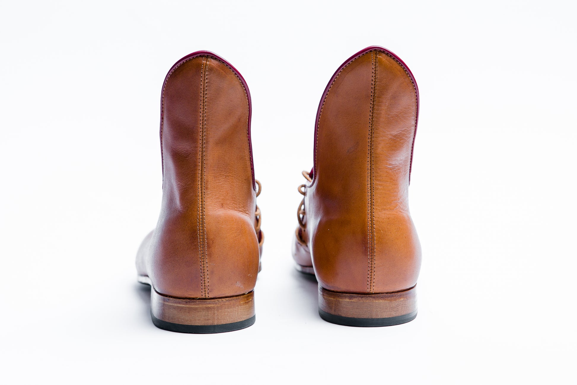 Scarpa bassa con becco posteriore - Calzature Alverso
