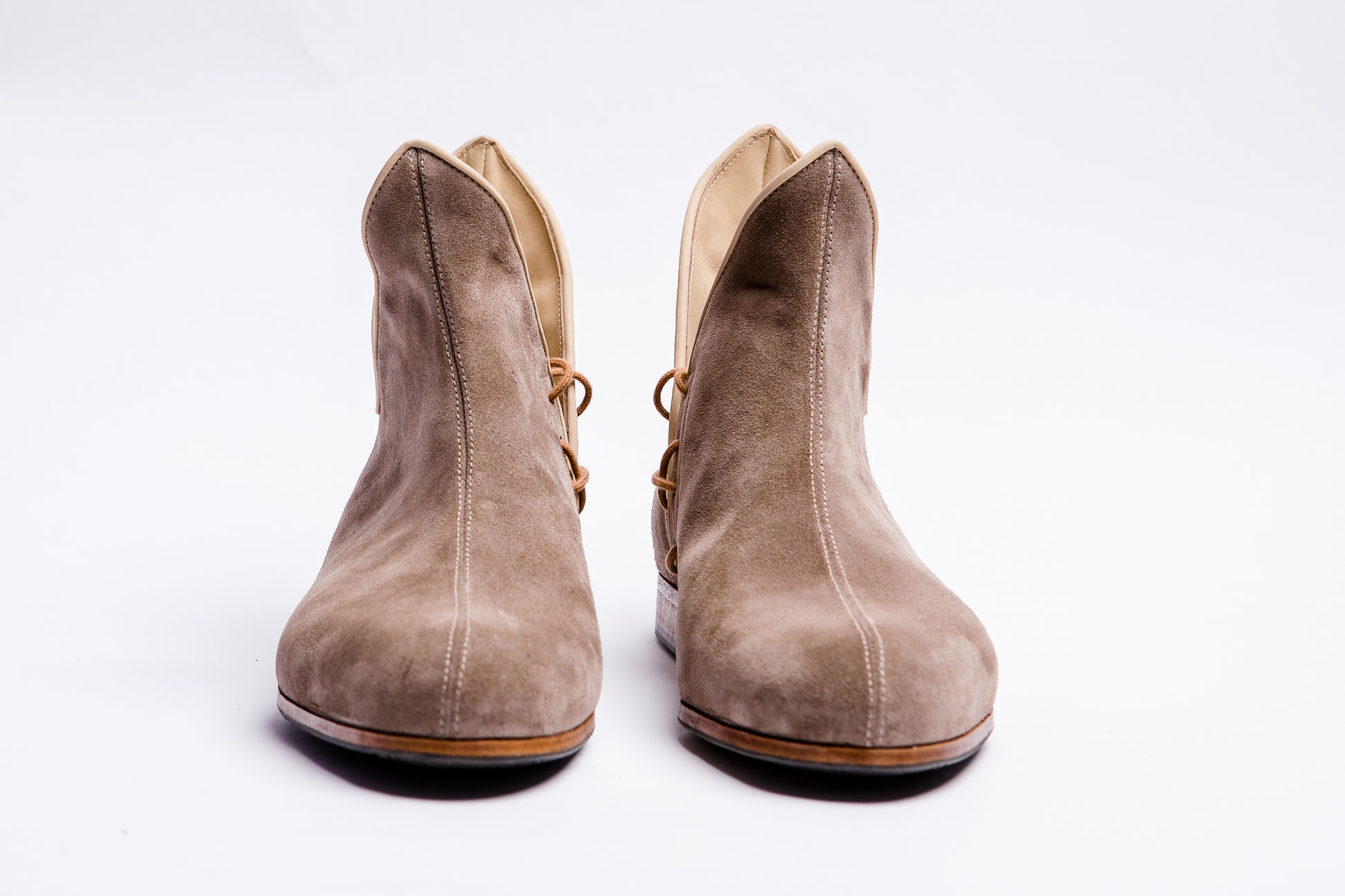 Scarpa bassa con 2 becchi - Calzature Alverso