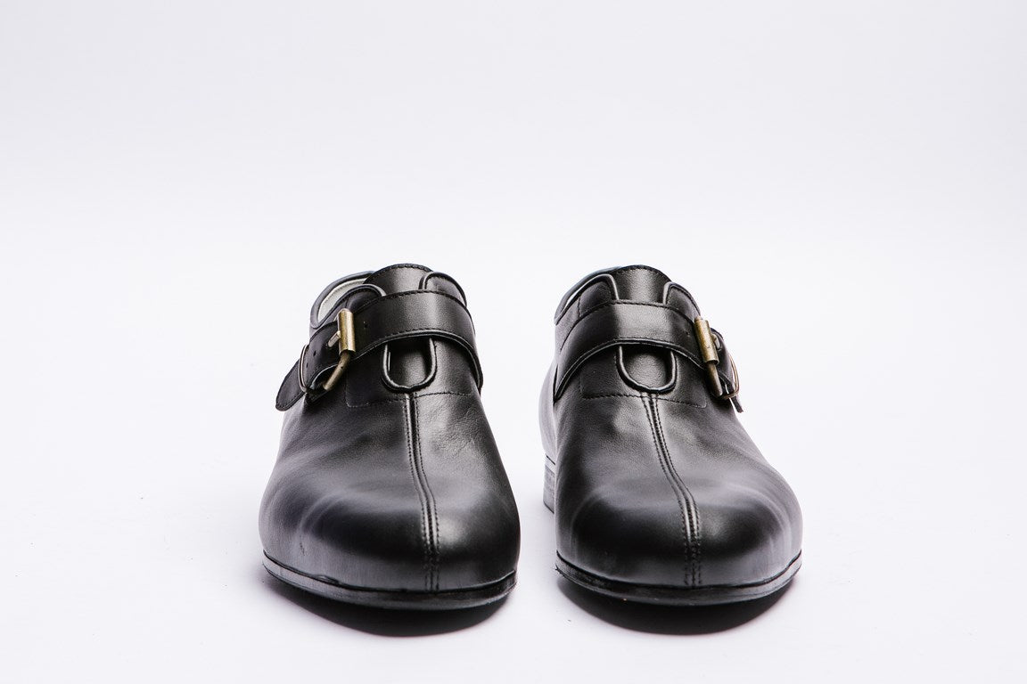 Scarpa bassa con fibbia - Calzature Alverso